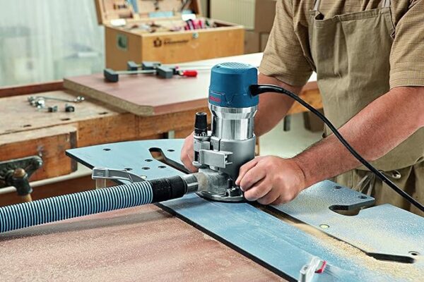 BOSCH 1617EVS 2.25 Horesepower Electronic Fixed-Base Router with a Variable Speed Motor - Image 2